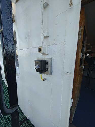 photo_2025-11-13_21-57-04