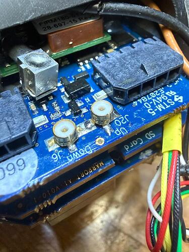 припаял обратно эту залупу