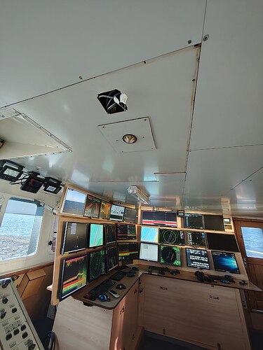 photo_2025-11-13_21-56-54